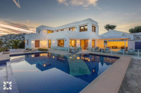 Villa Garrofer by Abahana Villas